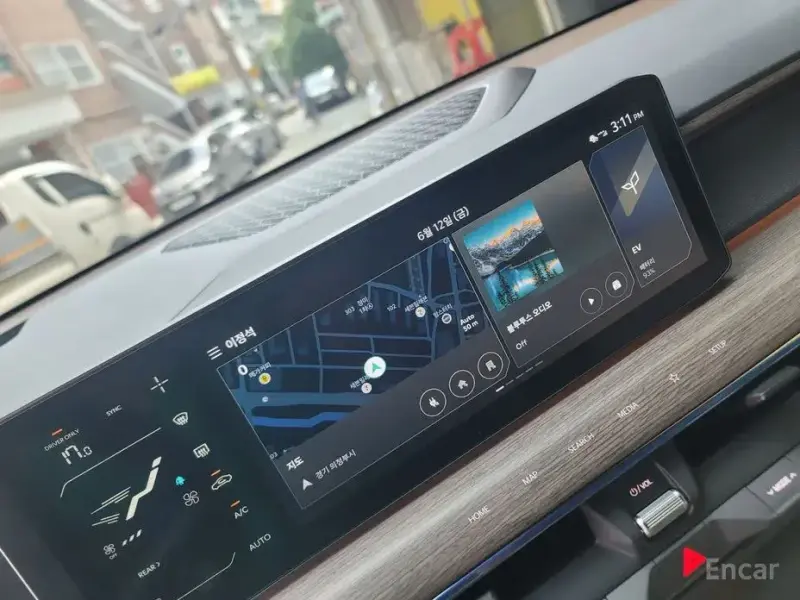 2023 Kia EV9 с пробегом 55 400 км