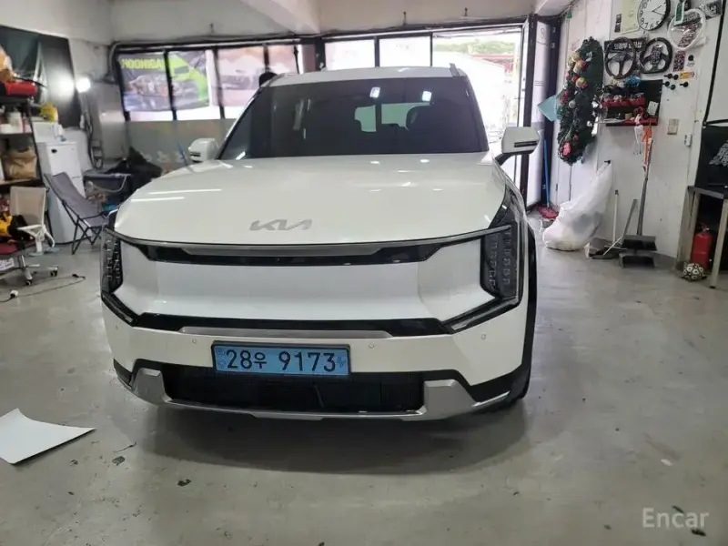 2023 Kia EV9 с пробегом 55 400 км