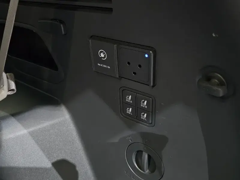 2023 Kia EV9 с пробегом 46 879 км