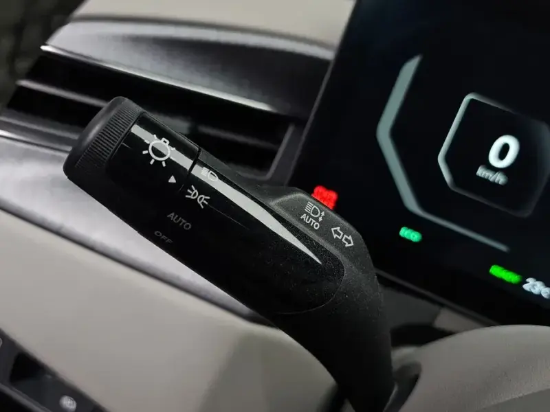 2023 Kia EV9 с пробегом 46 879 км
