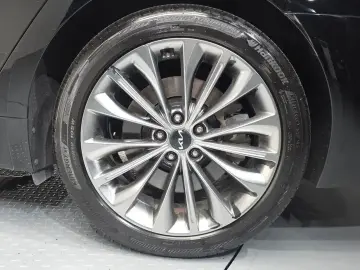 2021 Kia K9 с пробегом 65 618 км