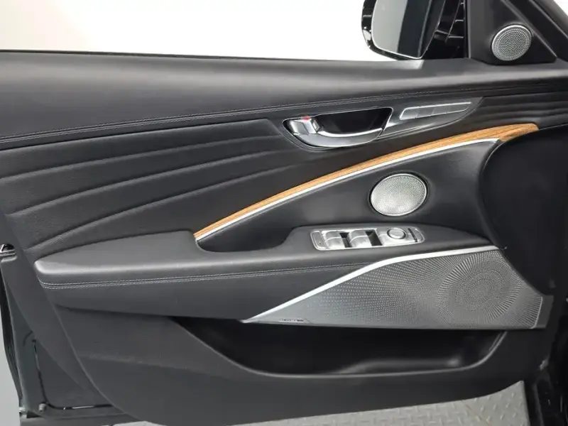 2021 Kia K9 с пробегом 65 618 км