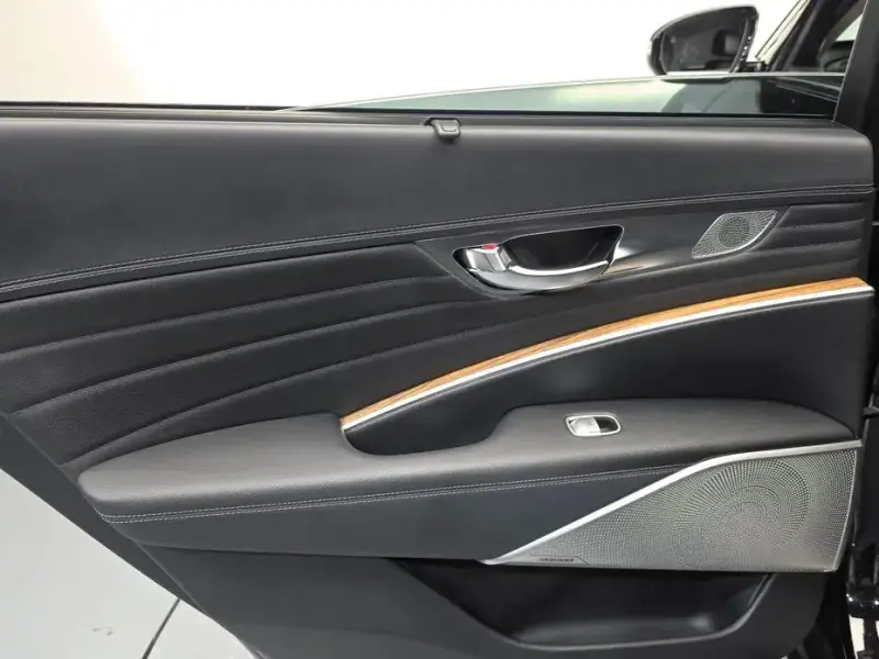 2021 Kia K9 с пробегом 65 618 км