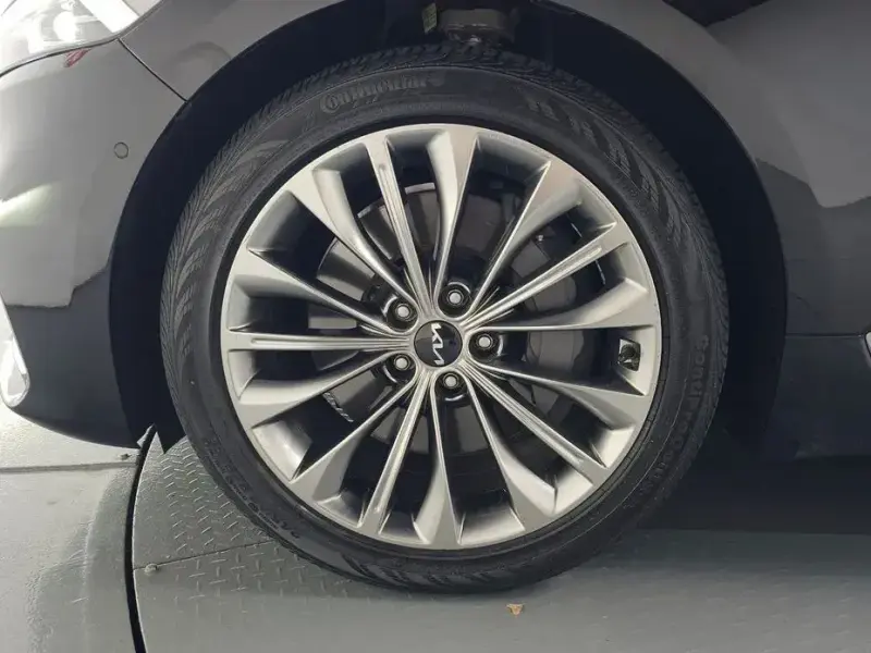 2023 Kia K9 с пробегом 34 505 км