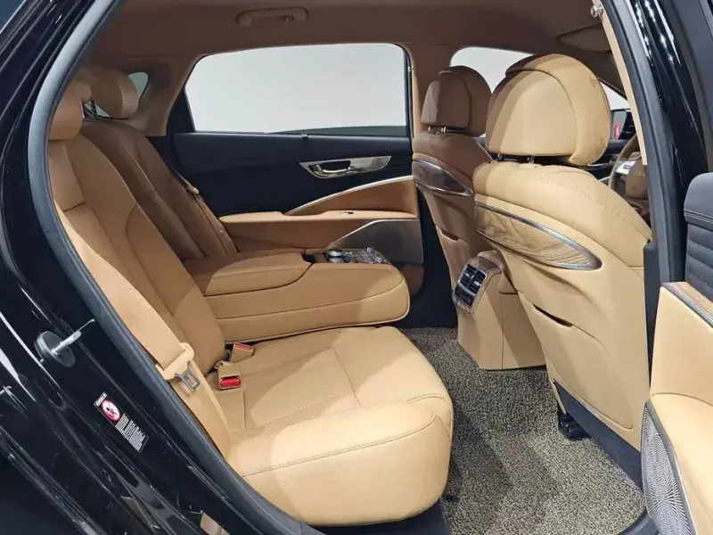 2023 Kia K9 с пробегом 34 505 км