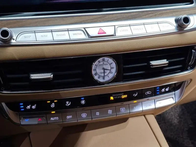 2023 Kia K9 с пробегом 34 505 км