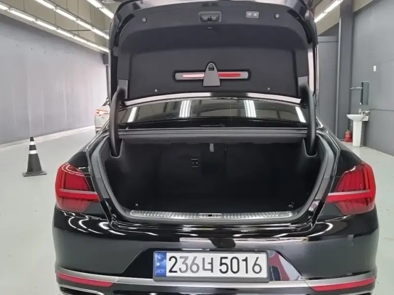 2023 Kia K9 с пробегом 71 081 км