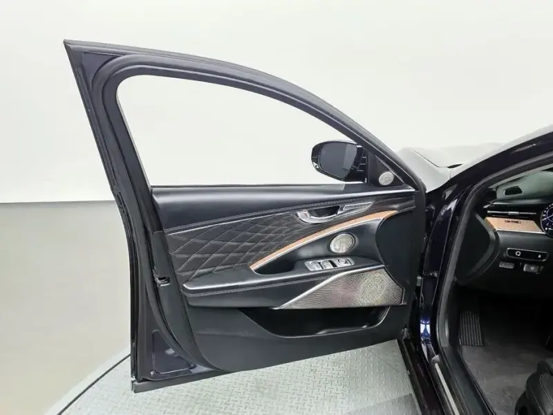 2021 Kia K9 с пробегом 32 526 км