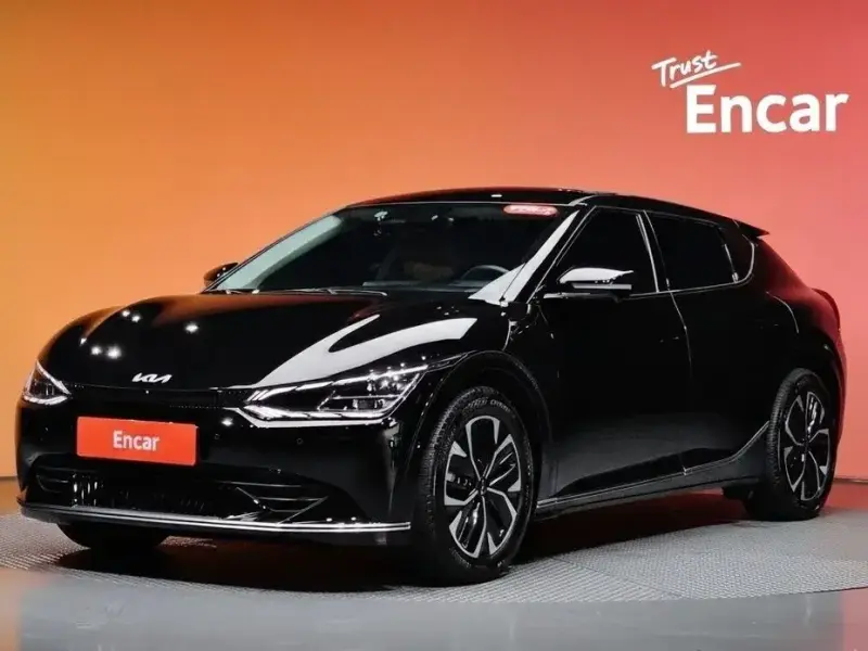 2023 Kia EV6 с пробегом 51 497 км