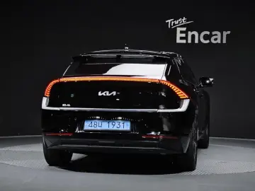 2023 Kia EV6 с пробегом 51 497 км