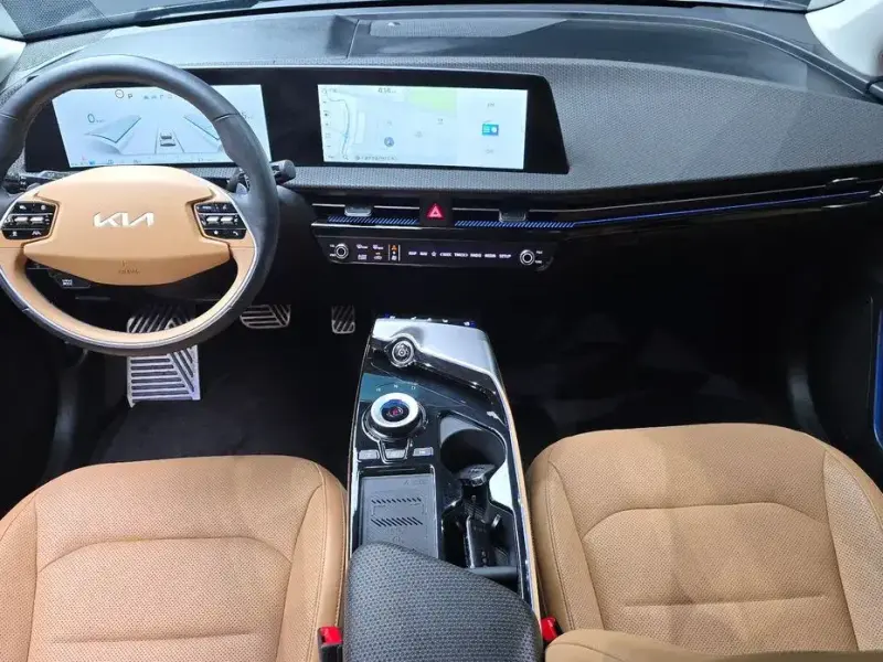 2023 Kia EV6 с пробегом 51 497 км