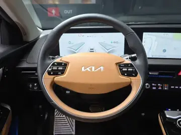 2023 Kia EV6 с пробегом 51 497 км