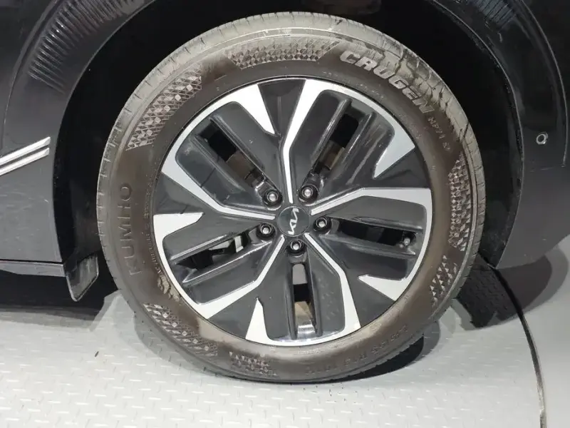 2023 Kia EV6 с пробегом 51 497 км