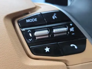 2023 Kia EV6 с пробегом 51 497 км