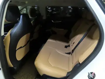 2022 Kia EV6 с пробегом 82 640 км