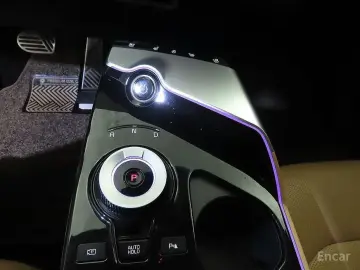 2022 Kia EV6 с пробегом 82 640 км
