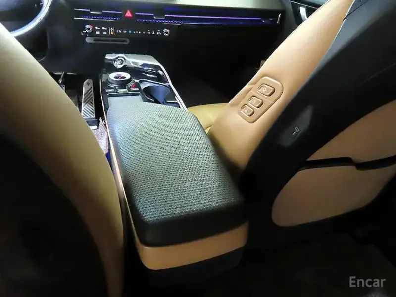 2022 Kia EV6 с пробегом 82 640 км