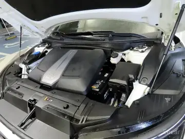 2022 Kia EV6 с пробегом 82 640 км