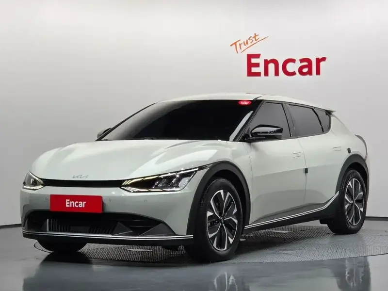 2023 Kia EV6 с пробегом 90 813 км
