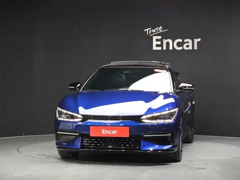 2023 Kia EV6 с пробегом 82 030 км