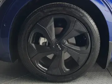 2023 Kia EV6 с пробегом 82 030 км