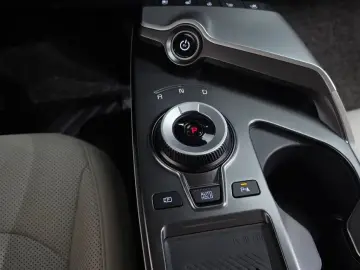 2023 Kia EV6 с пробегом 90 813 км