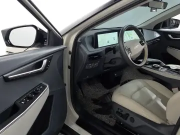 2023 Kia EV6 с пробегом 90 813 км