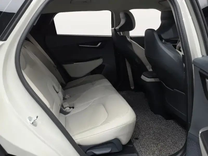 2023 Kia EV6 с пробегом 90 813 км