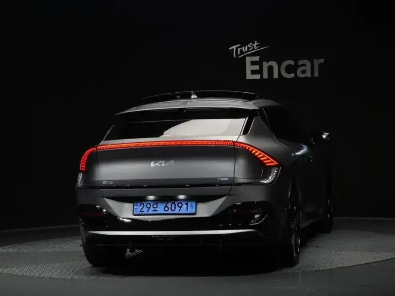 2022 Kia EV6 с пробегом 91 431 км