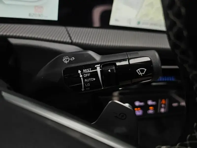 2023 Kia EV6 с пробегом 82 030 км