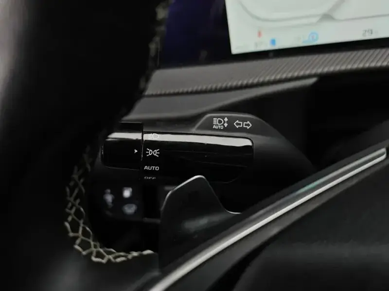 2023 Kia EV6 с пробегом 82 030 км