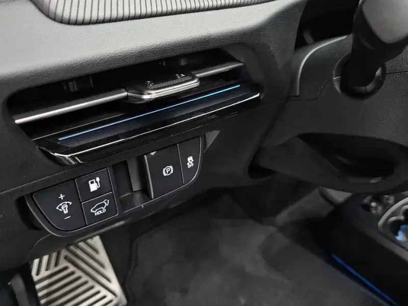 2023 Kia EV6 с пробегом 82 030 км