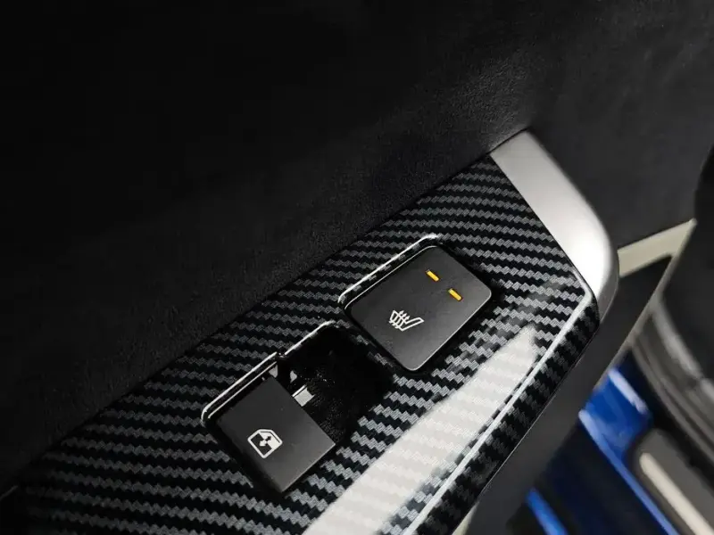 2023 Kia EV6 с пробегом 82 030 км