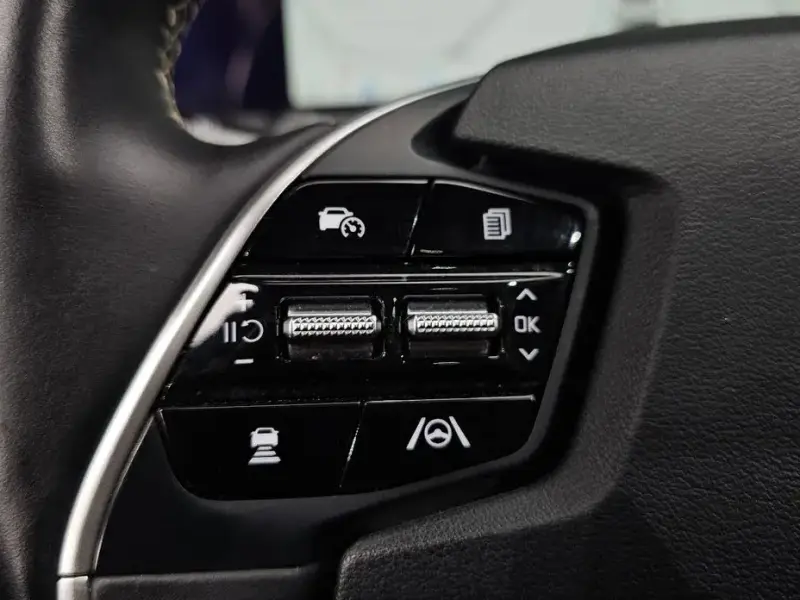2023 Kia EV6 с пробегом 82 030 км