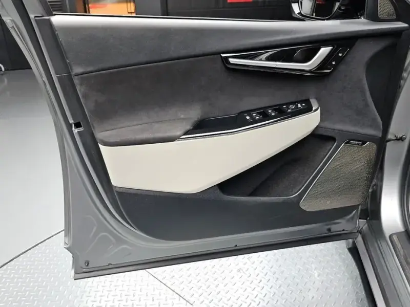 2022 Kia EV6 с пробегом 91 431 км
