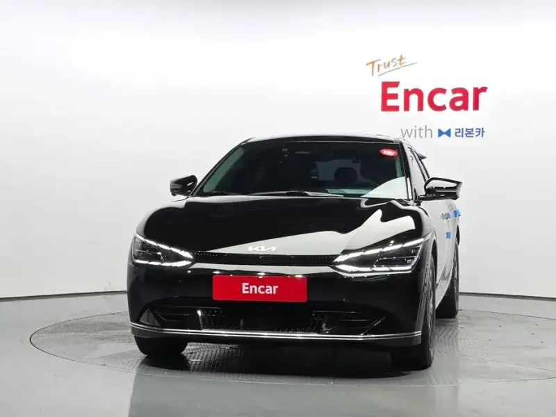 2023 Kia EV6 с пробегом 38 413 км
