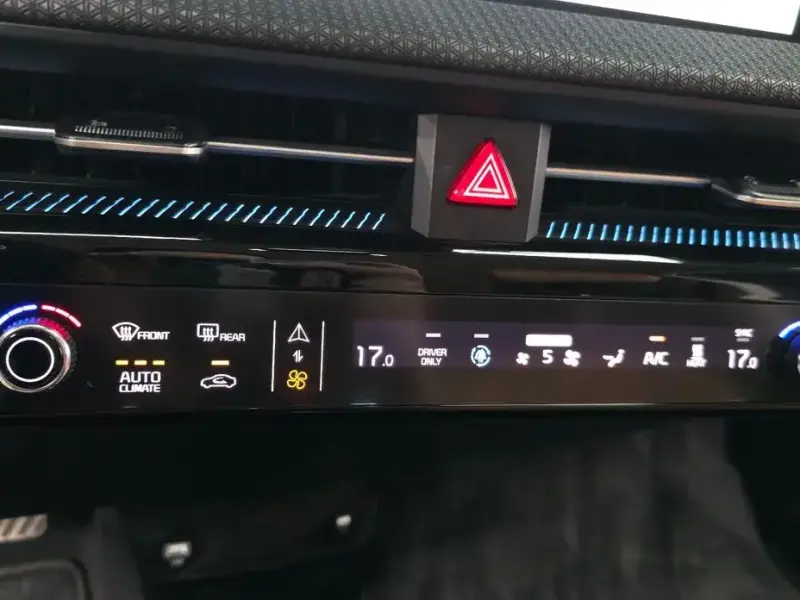 2023 Kia EV6 с пробегом 38 413 км