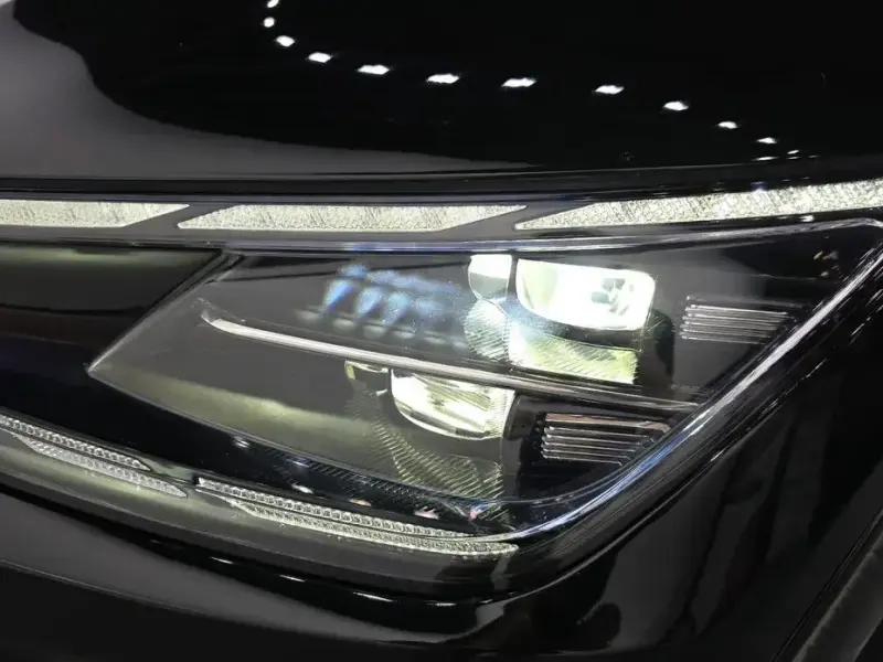 2023 Kia EV6 с пробегом 38 413 км