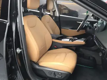 2023 Kia EV6 с пробегом 38 413 км