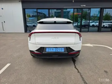 2023 Kia EV6 с пробегом 45 521 км