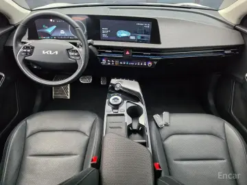 2023 Kia EV6 с пробегом 45 521 км