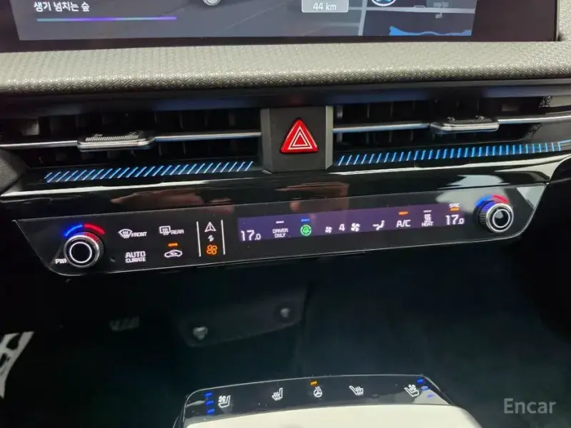 2023 Kia EV6 с пробегом 45 521 км