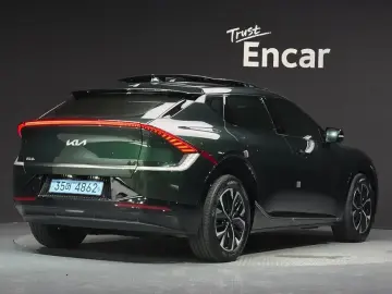 2022 Kia EV6 с пробегом 36 157 км