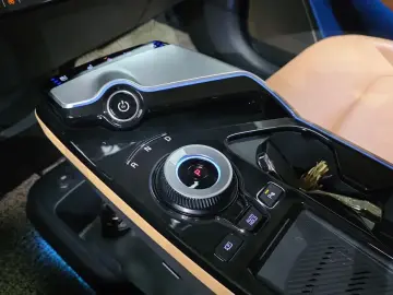 2022 Kia EV6 с пробегом 36 157 км