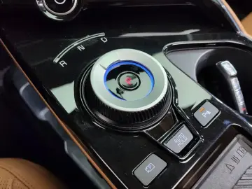 2022 Kia EV6 с пробегом 46 216 км