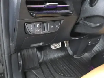 2022 Kia EV6 с пробегом 96 766 км