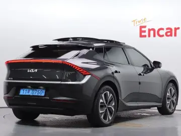 2023 Kia EV6 с пробегом 29 946 км