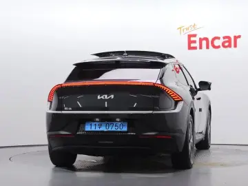2023 Kia EV6 с пробегом 29 946 км