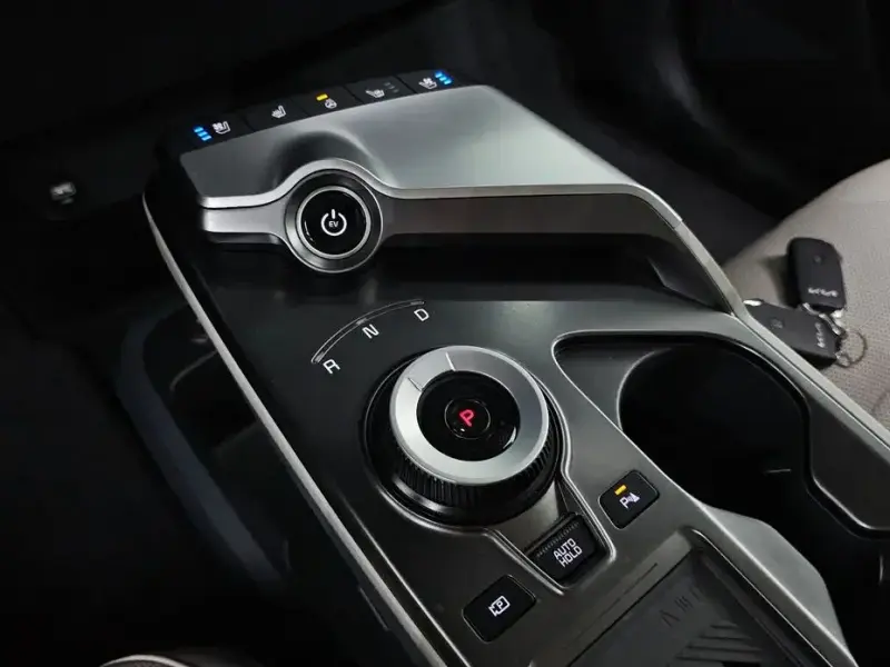 2023 Kia EV6 с пробегом 29 946 км