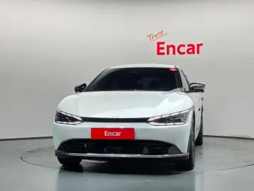 2023 Kia EV6 с пробегом 72 365 км